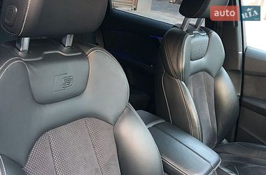 Внедорожник / Кроссовер Audi Q7 2016 в Хусте