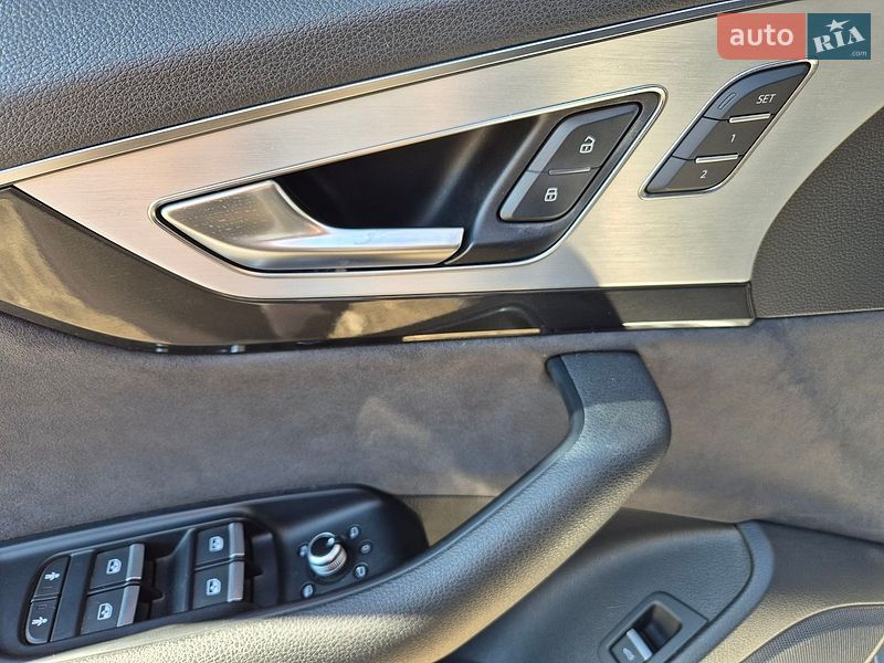 Позашляховик / Кросовер Audi Q7 2016 в Кам'янець-Подільському