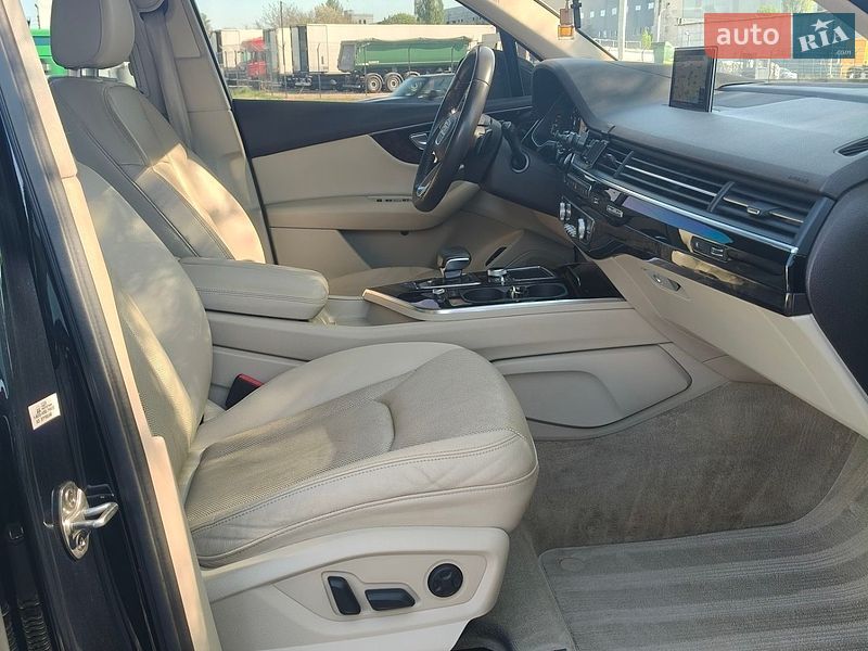 Внедорожник / Кроссовер Audi Q7 2016 в Белой Церкви