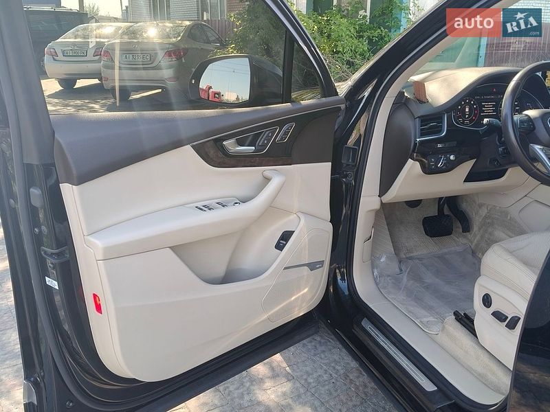 Внедорожник / Кроссовер Audi Q7 2016 в Белой Церкви