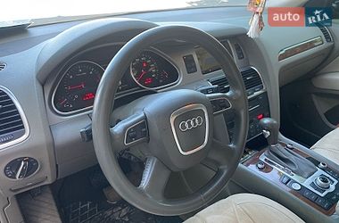 Внедорожник / Кроссовер Audi Q7 2010 в Киеве