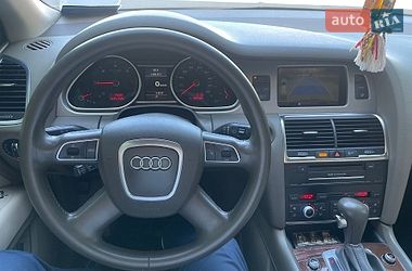 Внедорожник / Кроссовер Audi Q7 2010 в Киеве