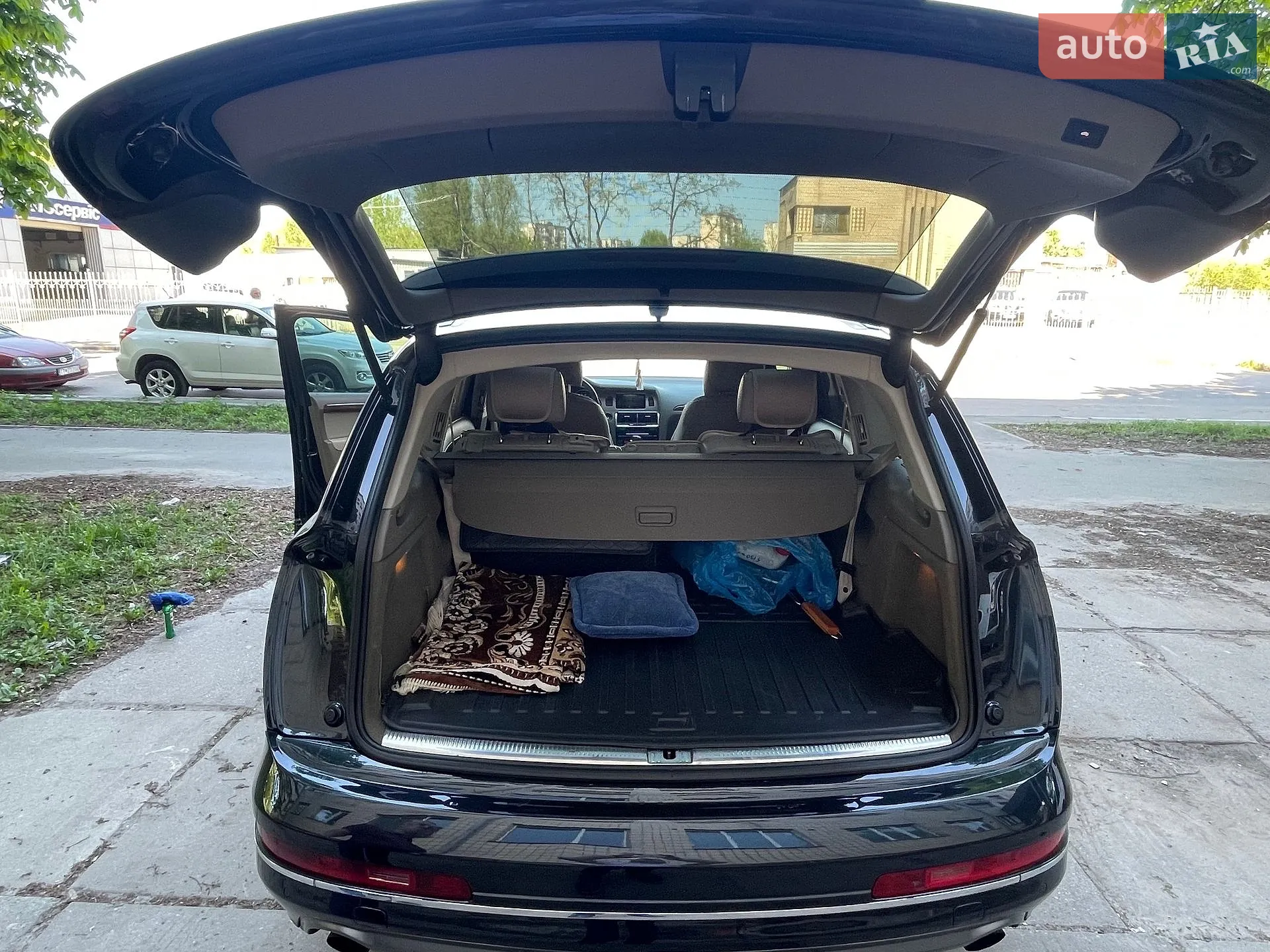 2010 Audi Q7 - мініатюра 21