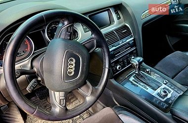 Внедорожник / Кроссовер Audi Q7 2013 в Ужгороде
