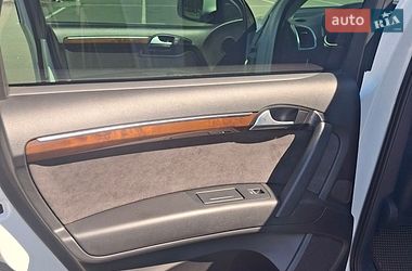 Внедорожник / Кроссовер Audi Q7 2013 в Киеве