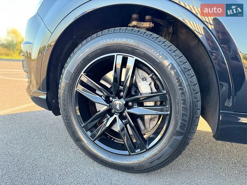 Внедорожник / Кроссовер Audi Q7 2017 в Ровно
