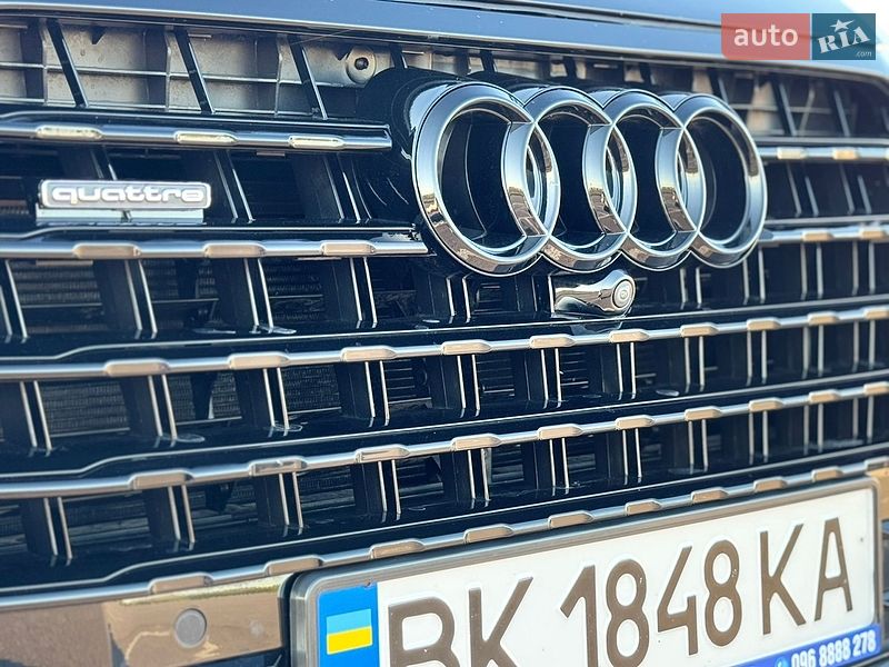 Внедорожник / Кроссовер Audi Q7 2017 в Ровно