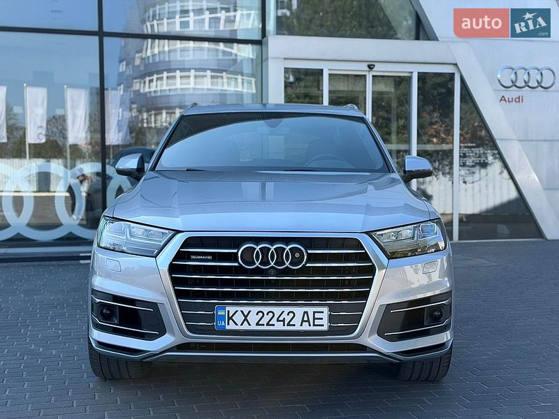 Внедорожник / Кроссовер Audi Q7 2017 в Харькове