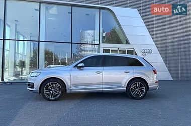 Внедорожник / Кроссовер Audi Q7 2017 в Харькове