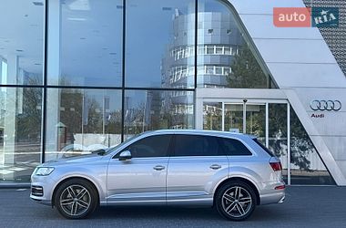 Внедорожник / Кроссовер Audi Q7 2017 в Харькове