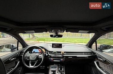 Внедорожник / Кроссовер Audi Q7 2017 в Харькове