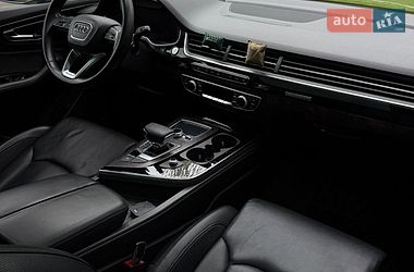 Внедорожник / Кроссовер Audi Q7 2017 в Харькове