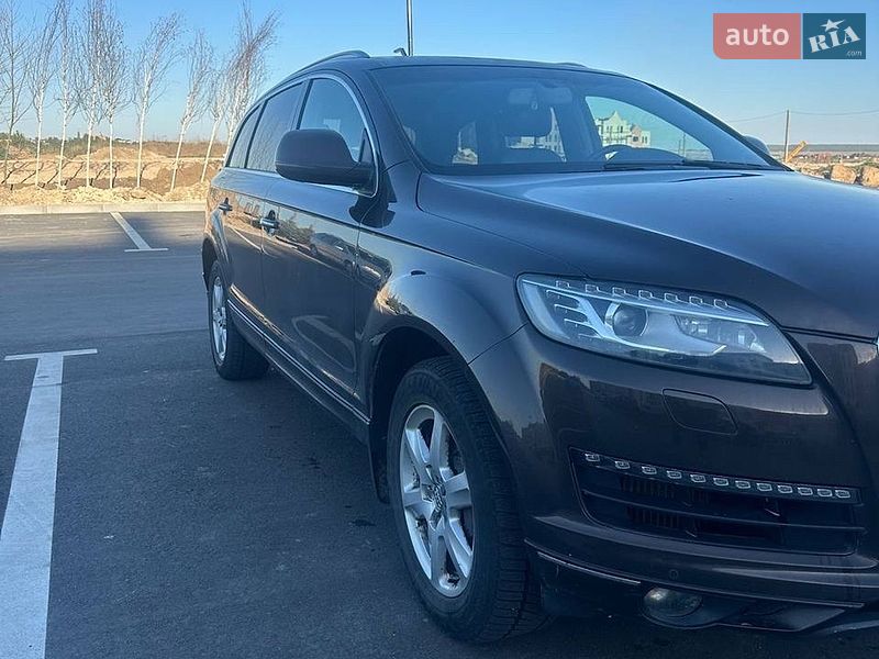 Внедорожник / Кроссовер Audi Q7 2011 в Ровно