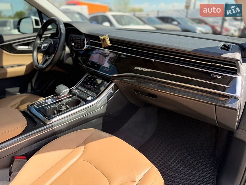 Внедорожник / Кроссовер Audi Q7 2020 в Ивано-Франковске