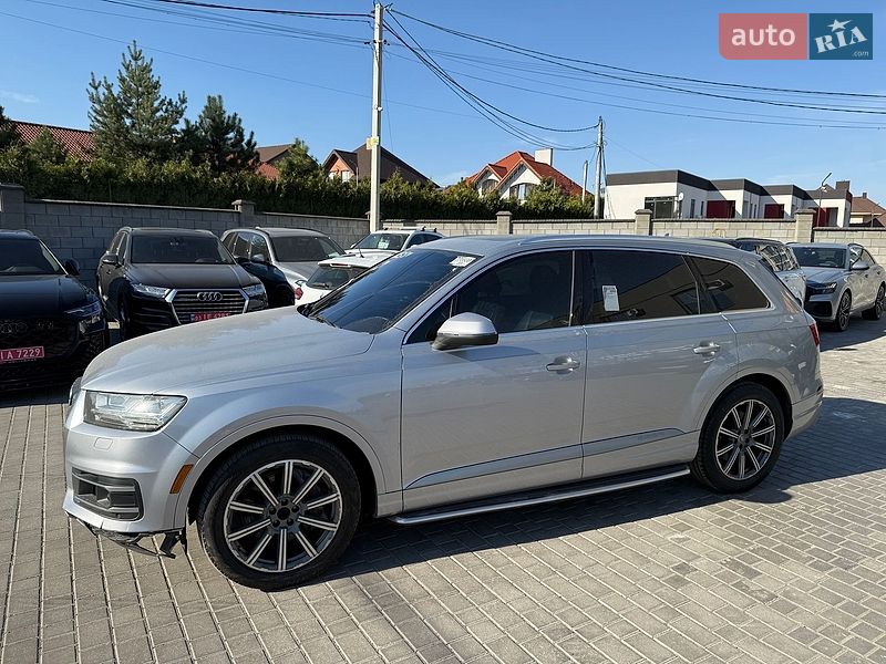 Внедорожник / Кроссовер Audi Q7 2018 в Ровно