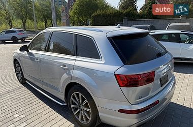 Внедорожник / Кроссовер Audi Q7 2018 в Ровно