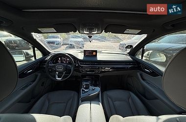 Внедорожник / Кроссовер Audi Q7 2018 в Ровно