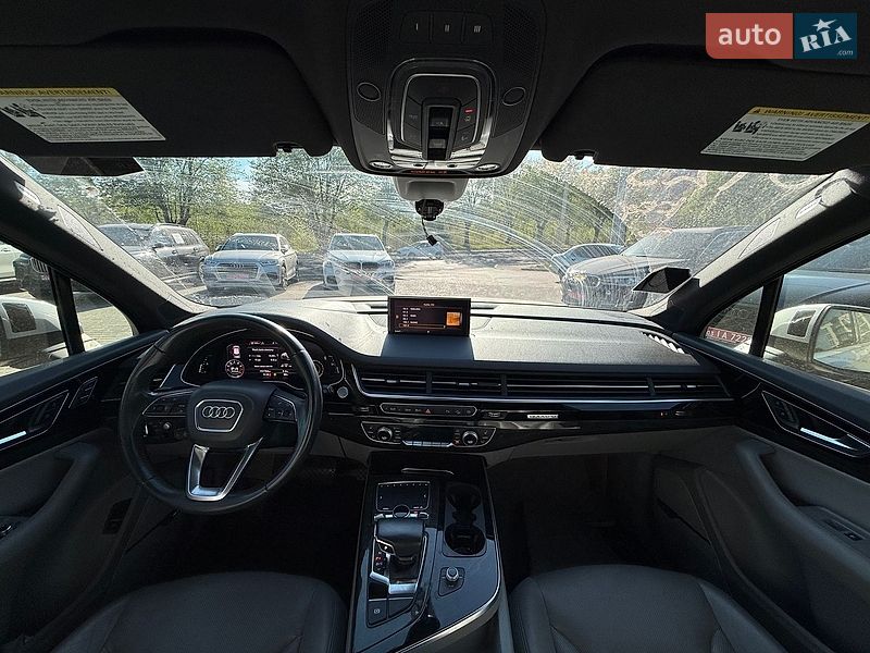 Внедорожник / Кроссовер Audi Q7 2018 в Ровно