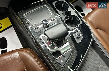 Внедорожник / Кроссовер Audi Q7 2019 в Черновцах