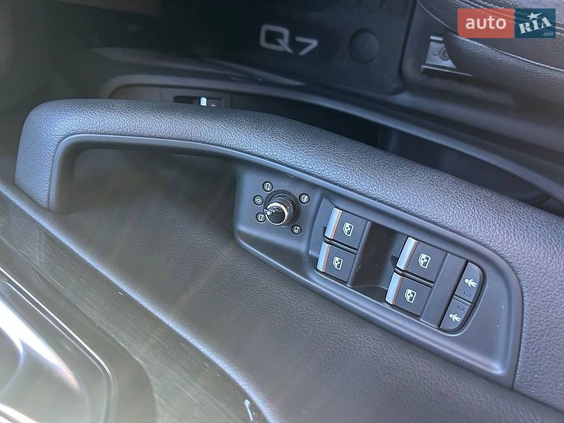 Внедорожник / Кроссовер Audi Q7 2018 в Виннице