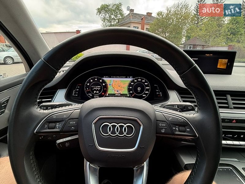 Внедорожник / Кроссовер Audi Q7 2018 в Стрые