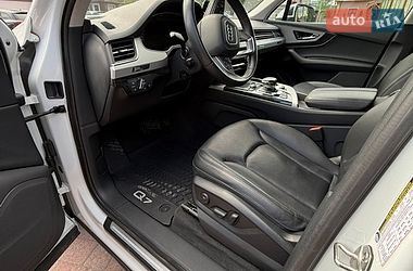 Внедорожник / Кроссовер Audi Q7 2018 в Стрые