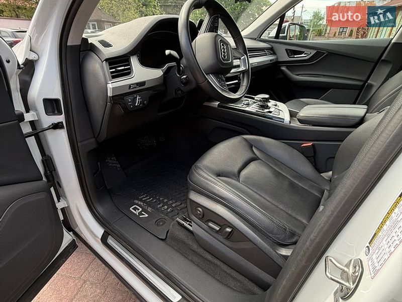 Внедорожник / Кроссовер Audi Q7 2018 в Стрые