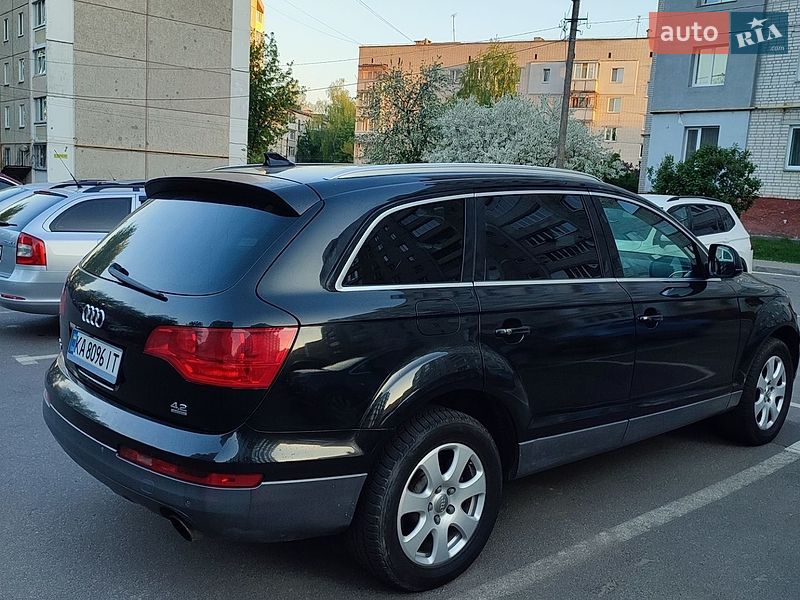 Внедорожник / Кроссовер Audi Q7 2007 в Чернигове