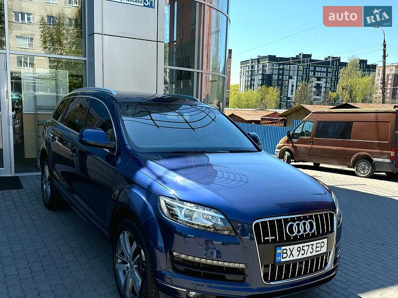Внедорожник / Кроссовер Audi Q7 2012 в Хмельницком
