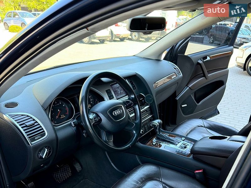 Внедорожник / Кроссовер Audi Q7 2012 в Хмельницком