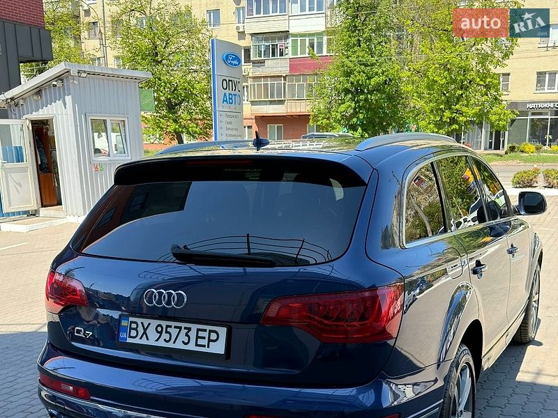 Внедорожник / Кроссовер Audi Q7 2012 в Хмельницком