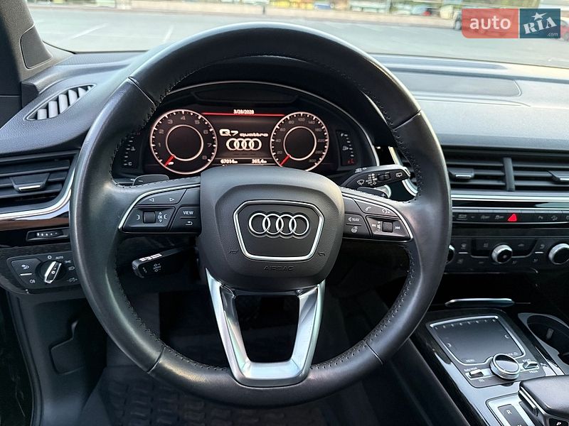Внедорожник / Кроссовер Audi Q7 2018 в Киеве
