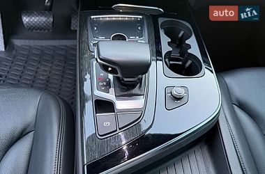 Внедорожник / Кроссовер Audi Q7 2018 в Киеве