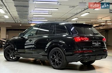 Внедорожник / Кроссовер Audi Q7 2024 в Киеве