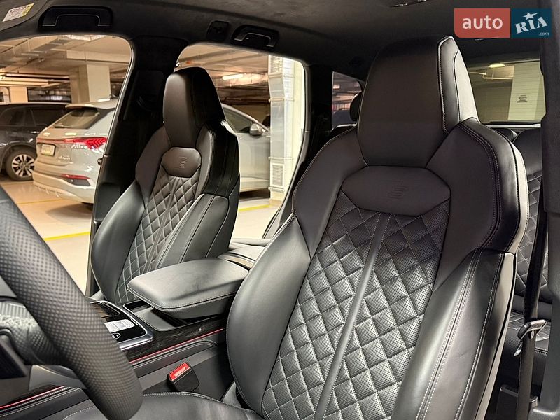 Внедорожник / Кроссовер Audi Q7 2024 в Киеве