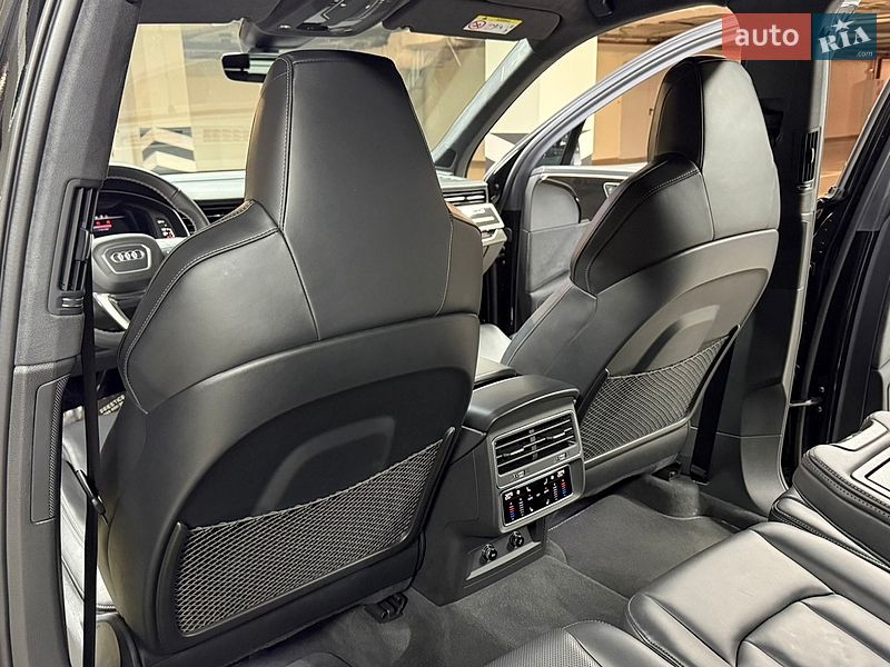 Внедорожник / Кроссовер Audi Q7 2024 в Киеве