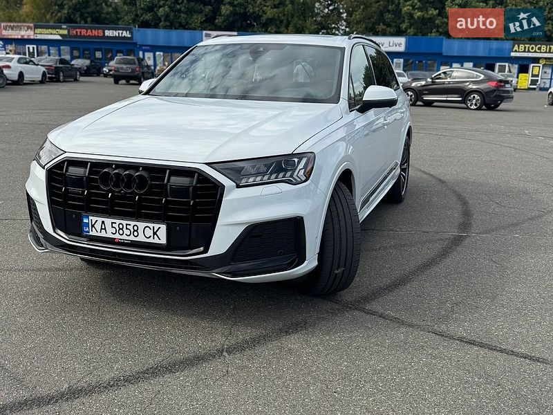 Внедорожник / Кроссовер Audi Q7 2021 в Киеве