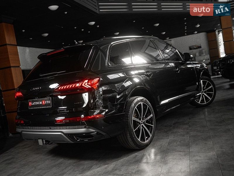 Внедорожник / Кроссовер Audi Q7 2023 в Одессе