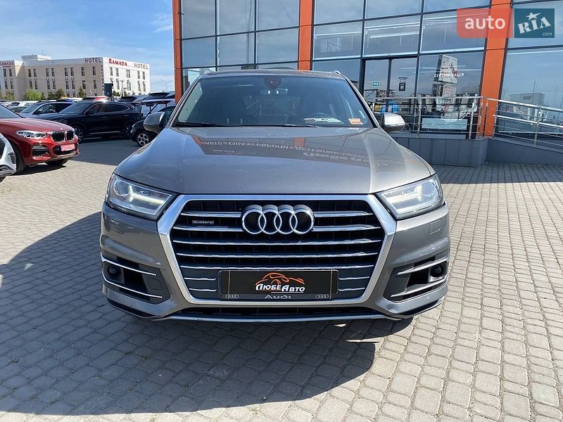 Внедорожник / Кроссовер Audi Q7 2016 в Львове