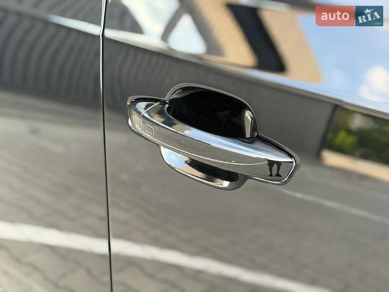 Внедорожник / Кроссовер Audi Q7 2016 в Дубно