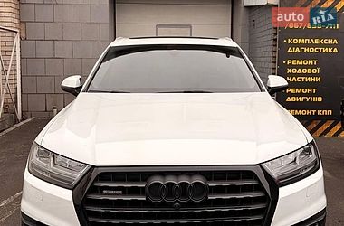 Позашляховик / Кросовер Audi Q7 2017 в Львові