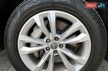 Внедорожник / Кроссовер Audi Q7 2016 в Дубно