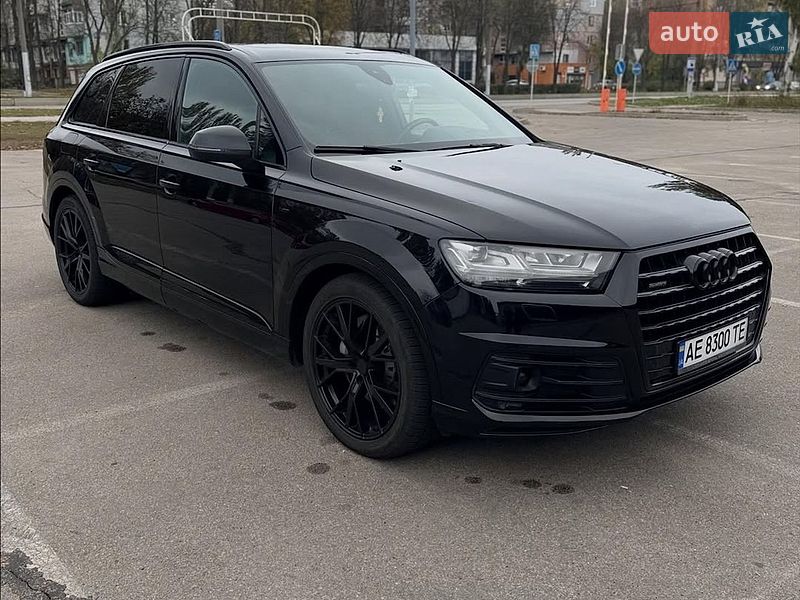 Внедорожник / Кроссовер Audi Q7 2017 в Львове