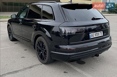 Внедорожник / Кроссовер Audi Q7 2017 в Львове