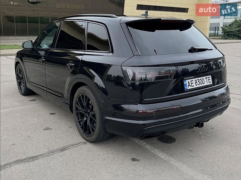 Внедорожник / Кроссовер Audi Q7 2017 в Львове