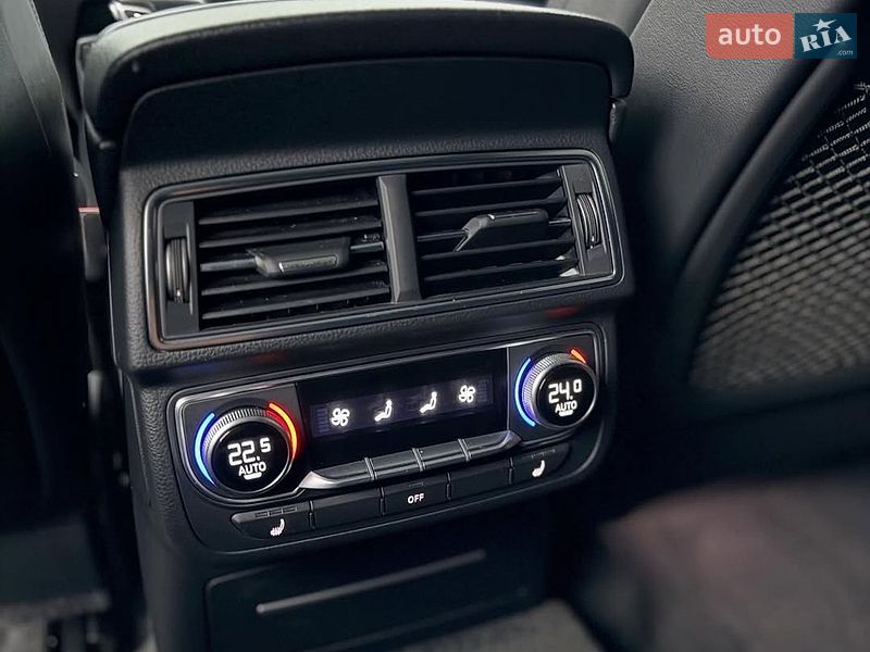 Внедорожник / Кроссовер Audi Q7 2017 в Львове
