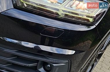 Внедорожник / Кроссовер Audi Q7 2015 в Сваляве