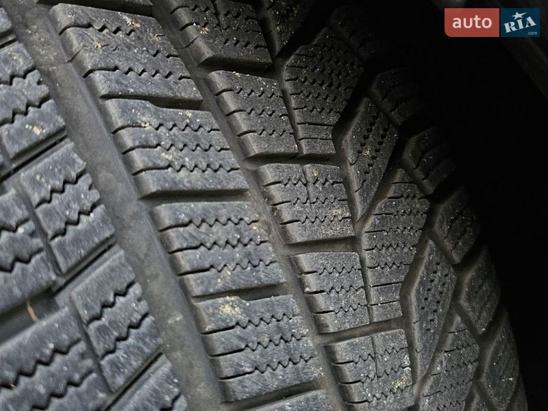 Внедорожник / Кроссовер Audi Q7 2015 в Сваляве