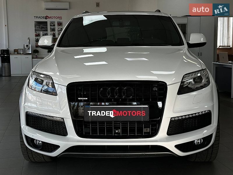 Позашляховик / Кросовер Audi Q7 2014 в Києві