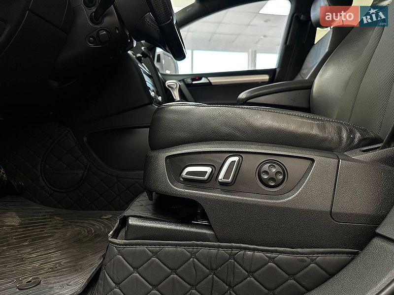 Позашляховик / Кросовер Audi Q7 2014 в Києві